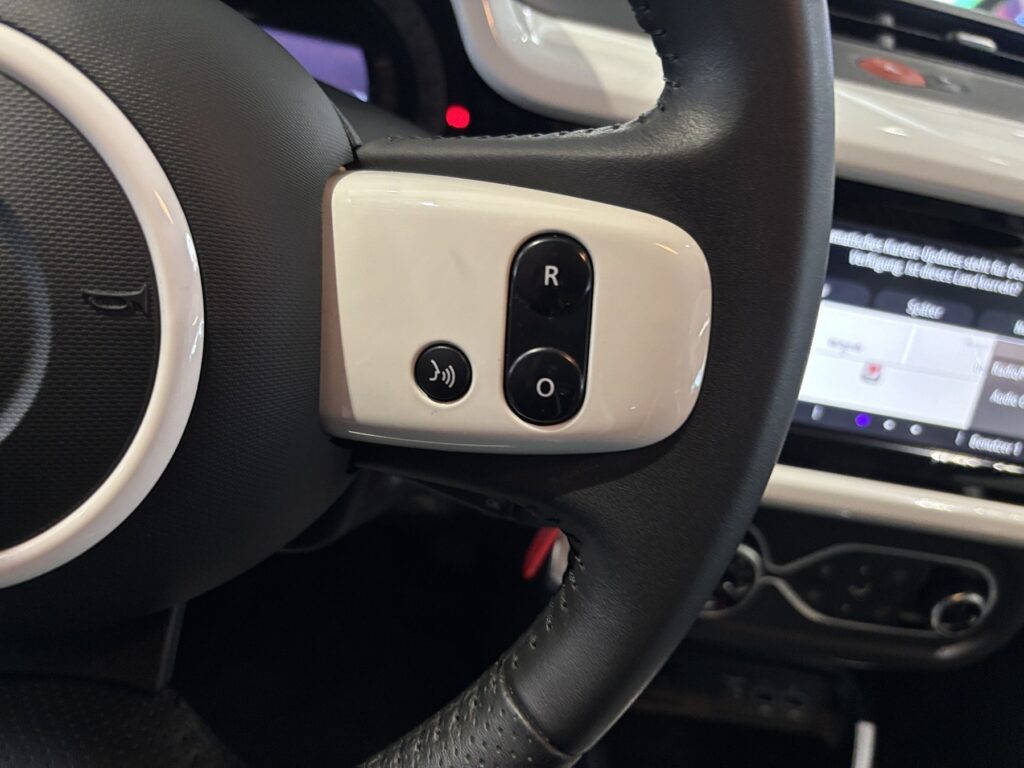 Renault Twingo Exposé-Bild 21