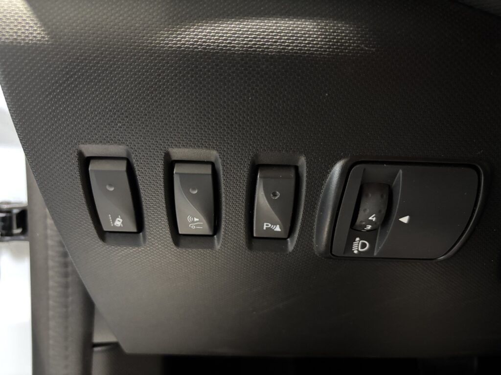Renault Twingo Exposé-Bild 31