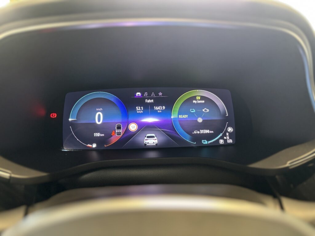 Renault Arkana Exposé-Bild 9