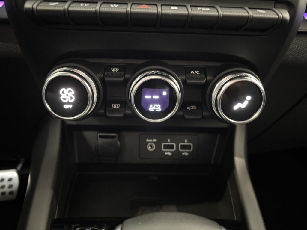 Renault Arkana Exposé-Bild 11