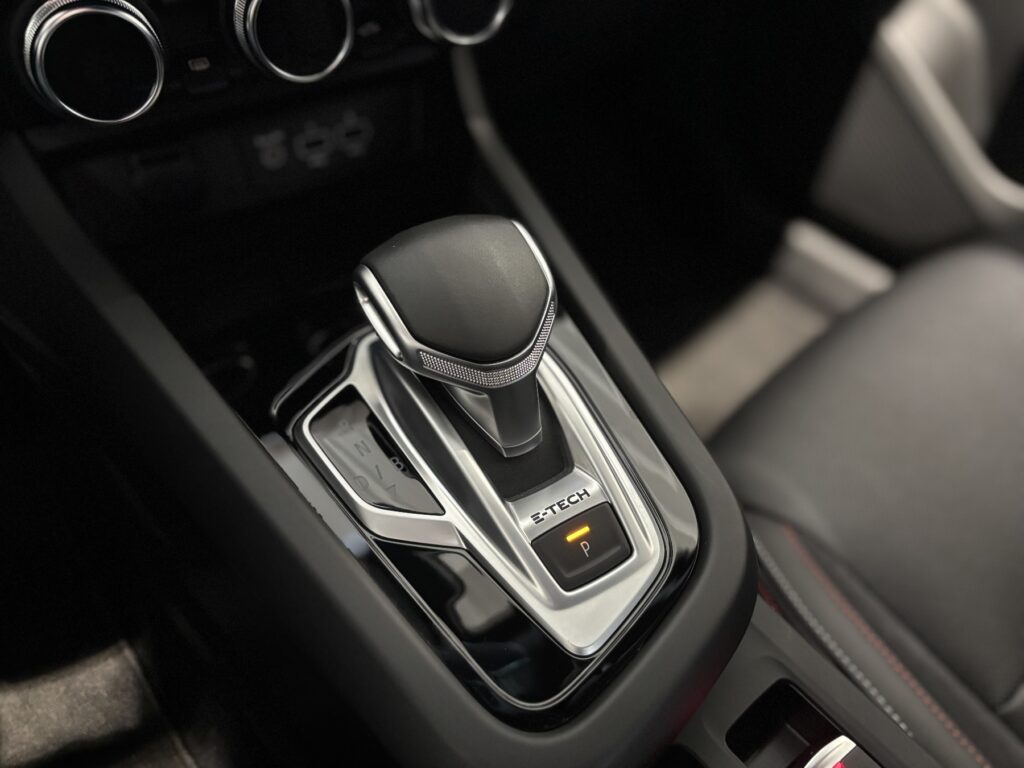 Renault Arkana Exposé-Bild 14