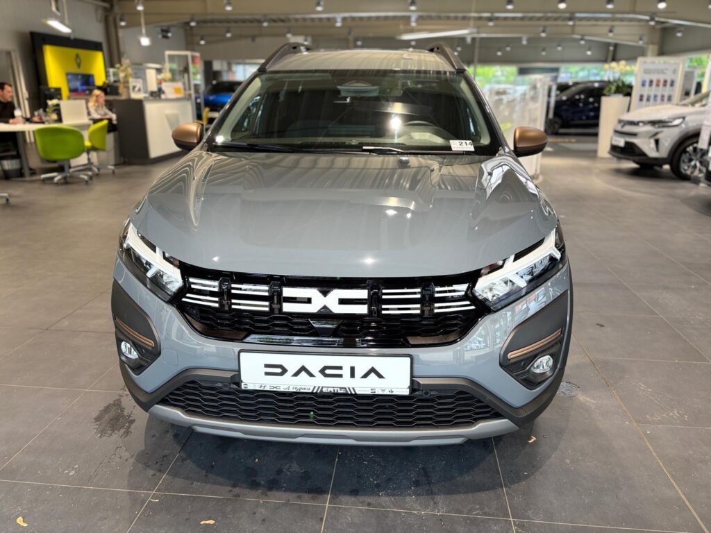 Dacia Jogger Exposé-Bild 2