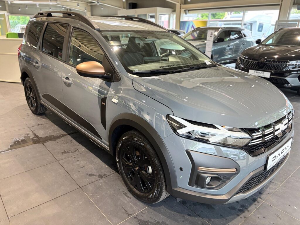 Dacia Jogger Exposé-Bild 4