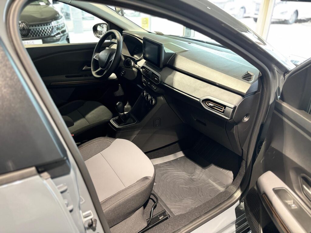 Dacia Jogger Exposé-Bild 5