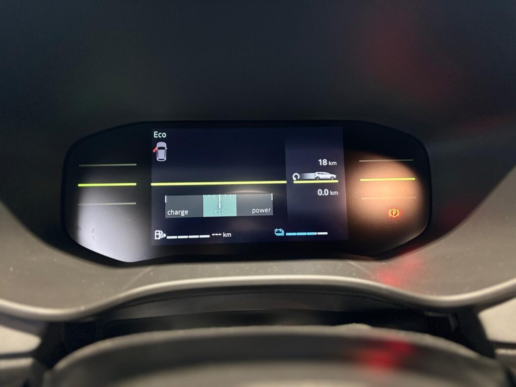 Dacia Jogger Exposé-Bild 8