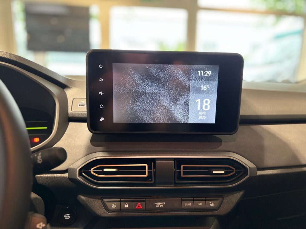 Dacia Jogger Exposé-Bild 9