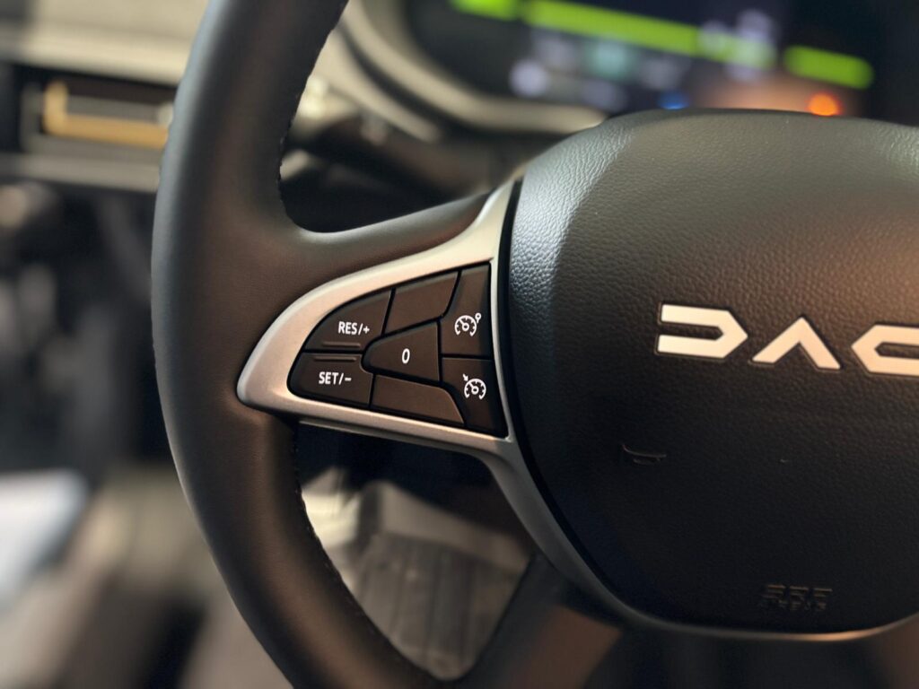 Dacia Jogger Exposé-Bild 21