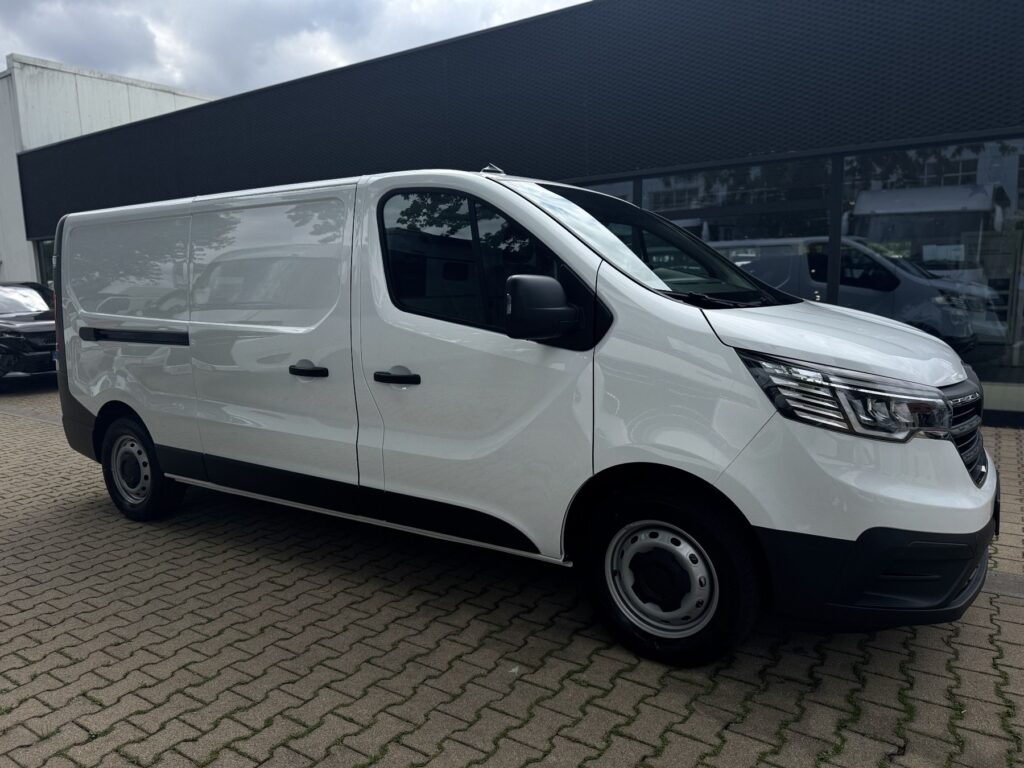 Renault Trafic Exposé-Bild 3