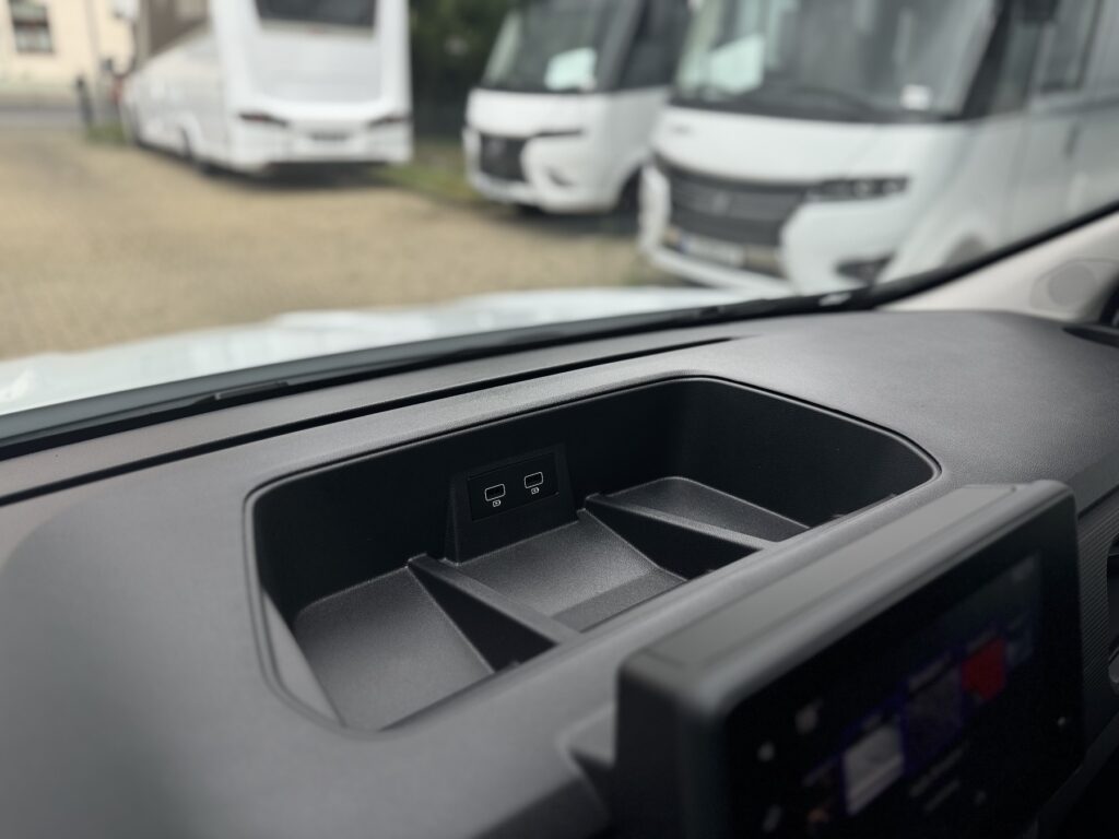 Renault Trafic Exposé-Bild 30