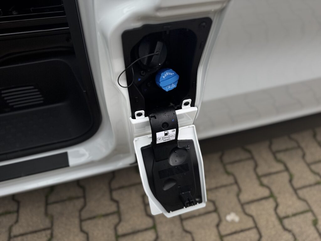 Renault Trafic Exposé-Bild 34