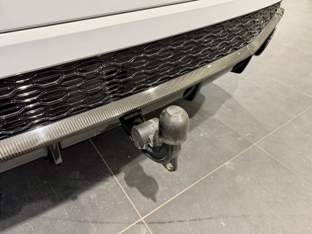 AUDI RSQ8 Exposé-Bild 33