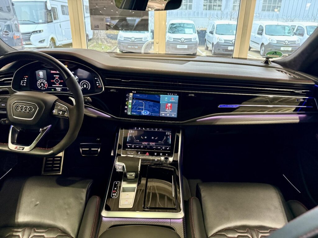 AUDI RSQ8 Exposé-Bild 34