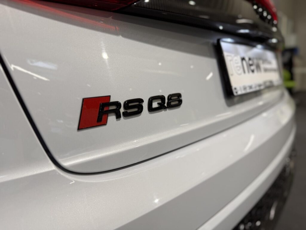 AUDI RSQ8 Exposé-Bild 48