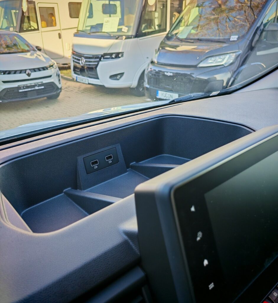 Renault Trafic Exposé-Bild 33