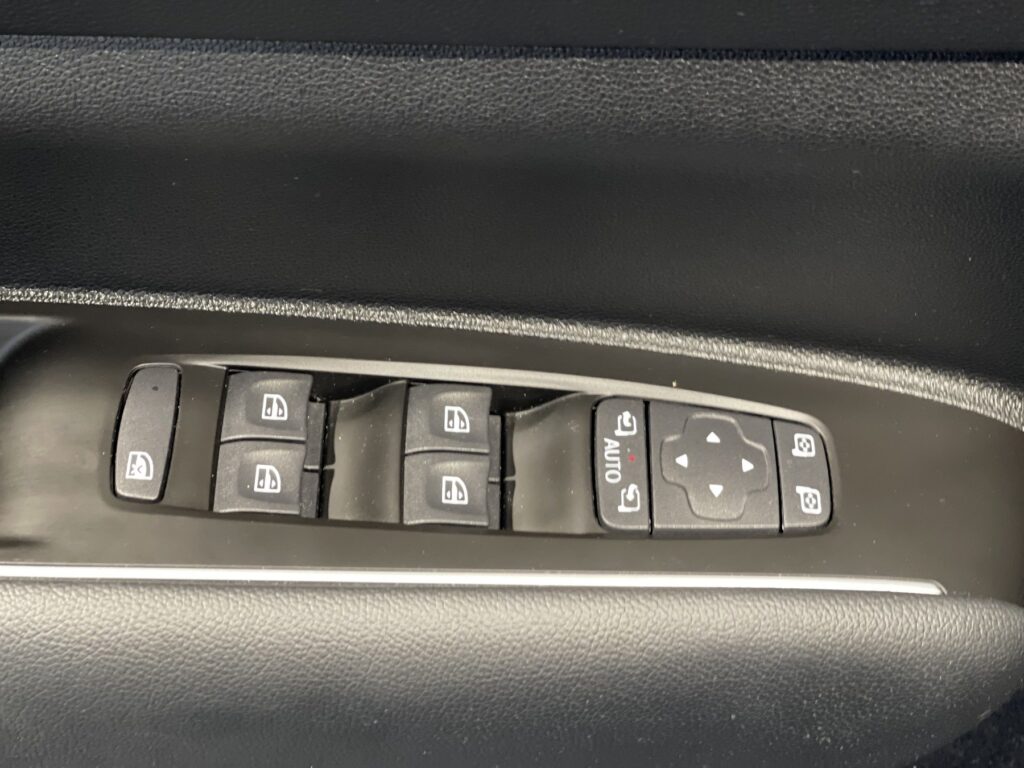 Renault Koleos Exposé-Bild 35