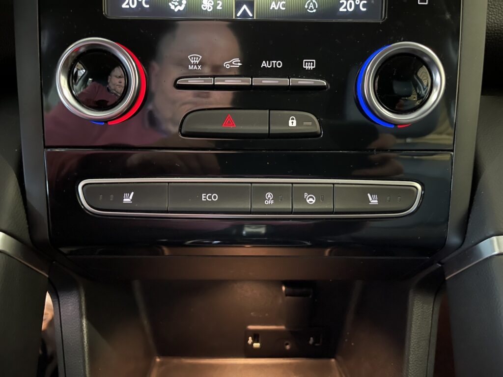 Renault Koleos Exposé-Bild 45