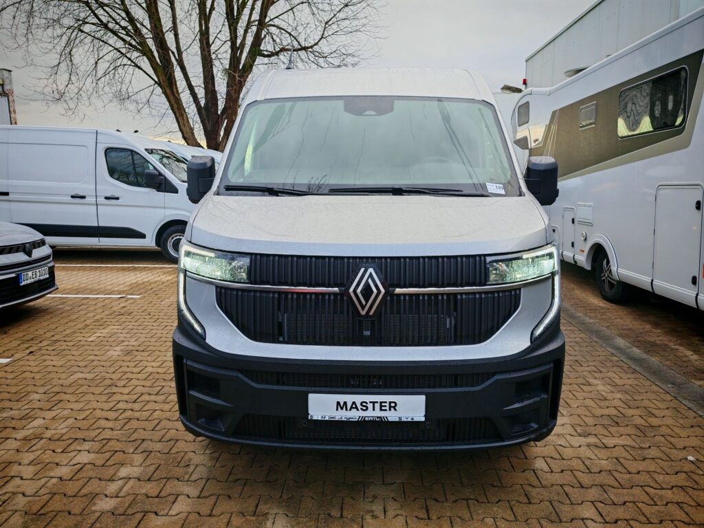 Renault Master Exposé-Bild 2