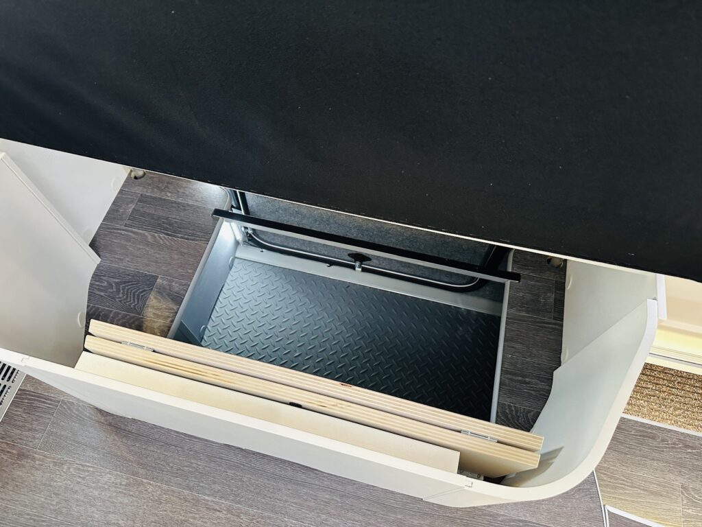 Frankia Titan Exposé-Bild 49