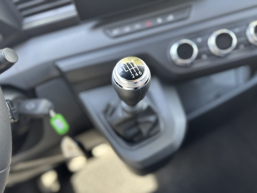 Renault Master Exposé-Bild 10