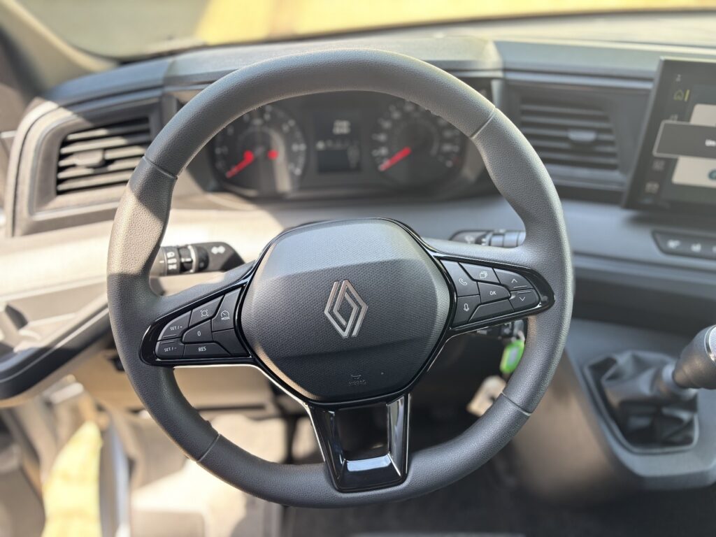 Renault Master Exposé-Bild 24