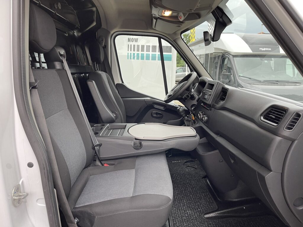 Renault Master Exposé-Bild 11