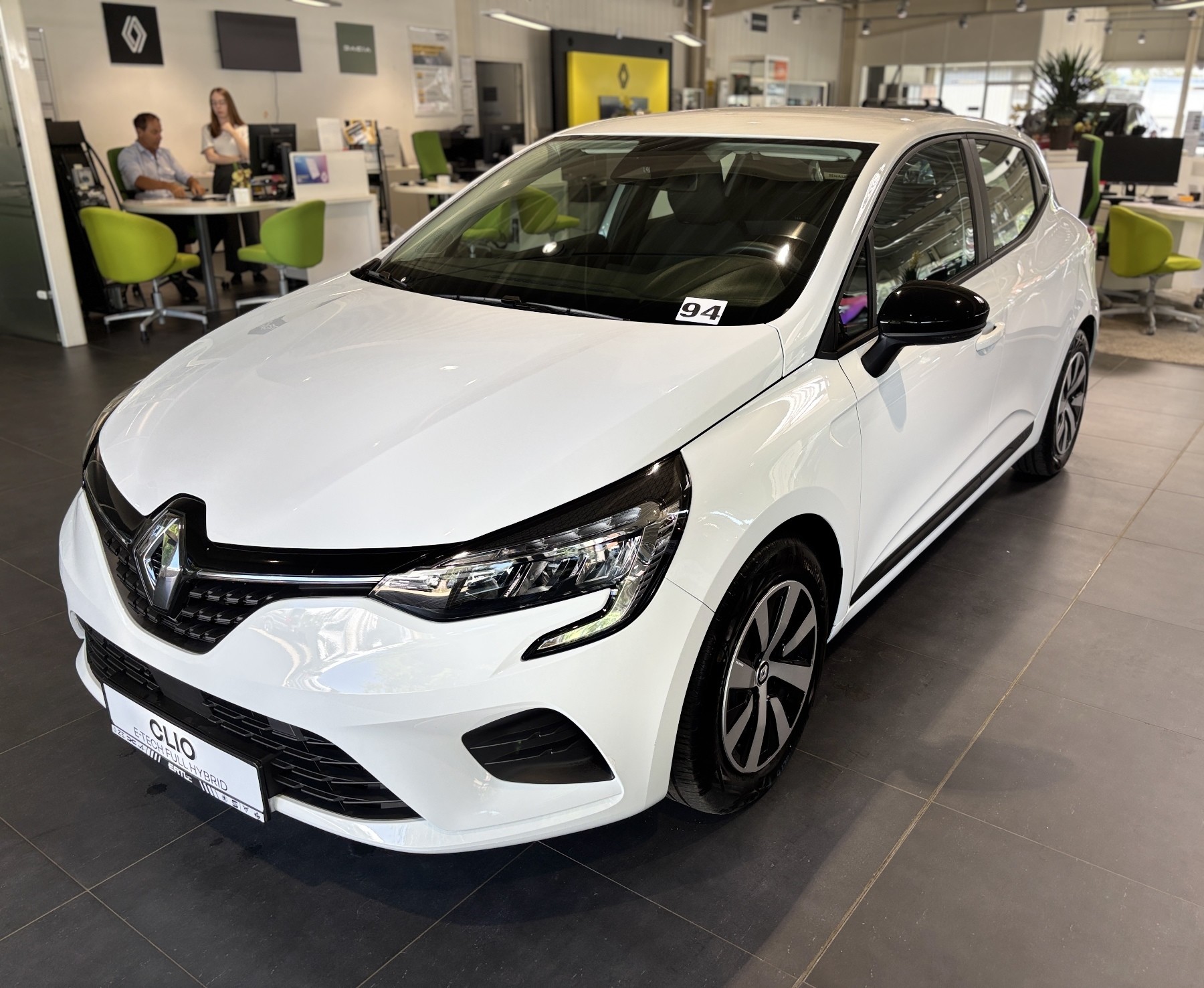 Renault Clio (ww_40295)