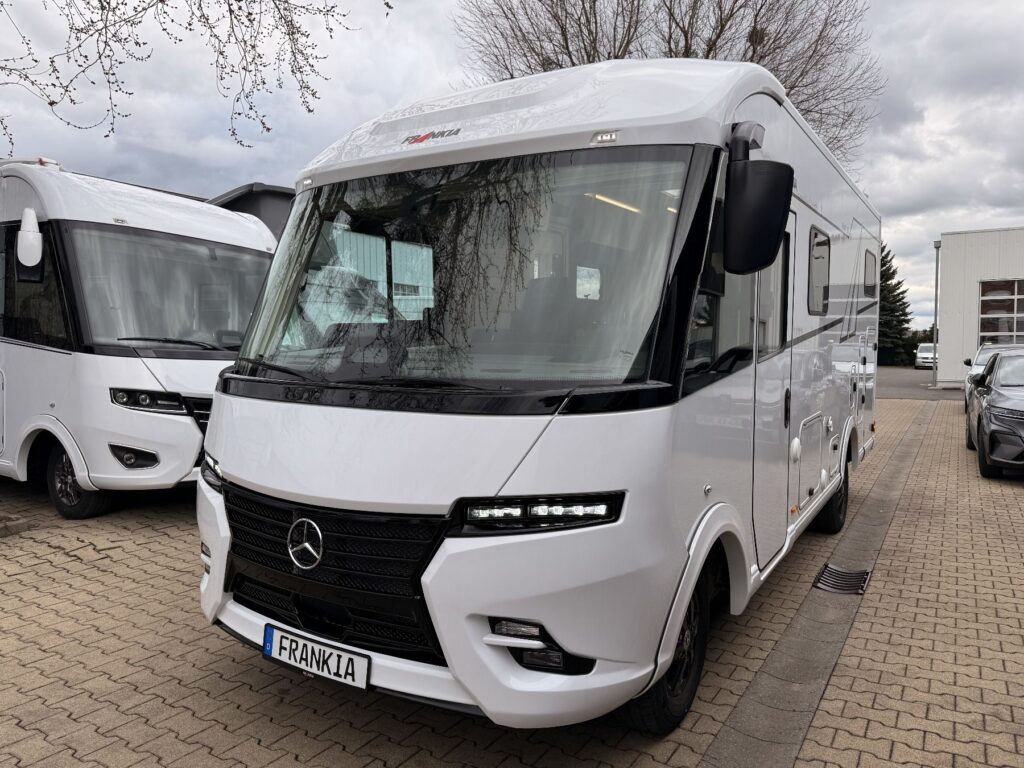 Frankia M-Line NEO Exposé-Bild 1