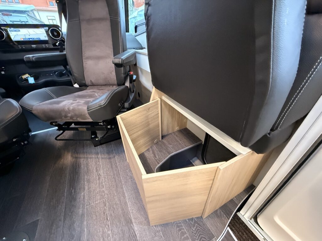 Frankia M-Line NEO Exposé-Bild 32
