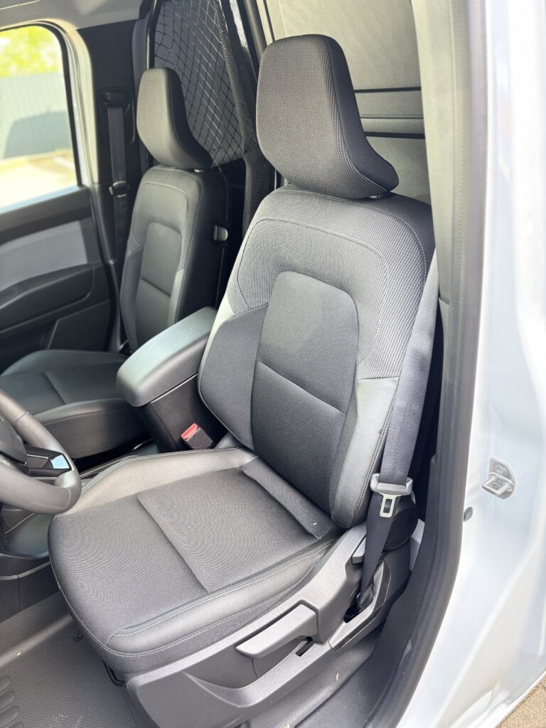 Renault Kangoo Exposé-Bild 23