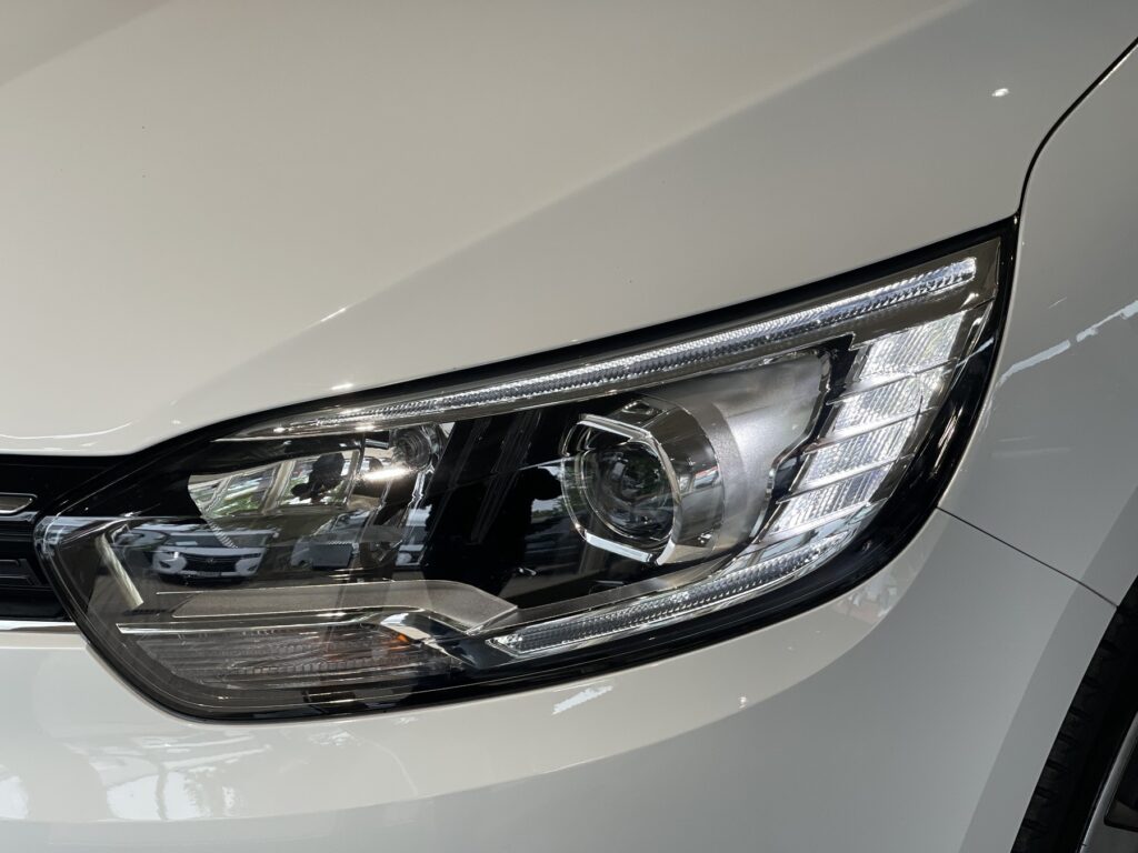 Renault Grand Scenic Exposé-Bild 6
