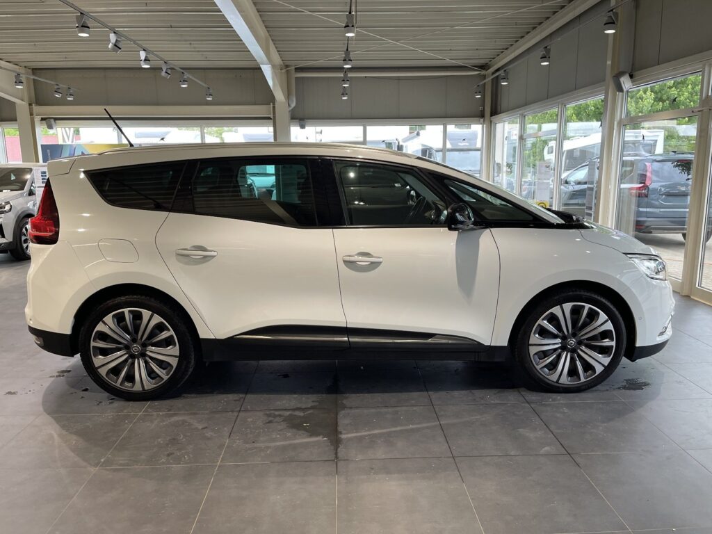Renault Grand Scenic Exposé-Bild 9