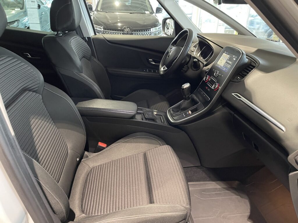 Renault Grand Scenic Exposé-Bild 10