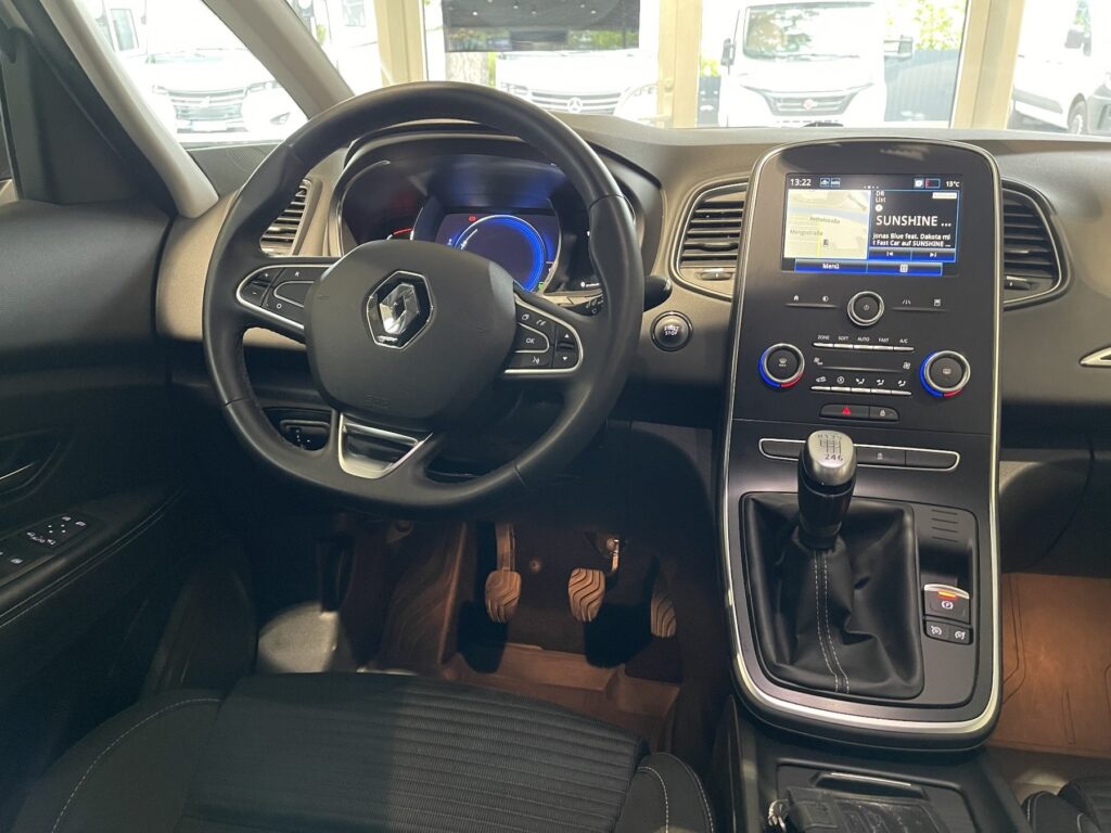 Renault Grand Scenic Exposé-Bild 13