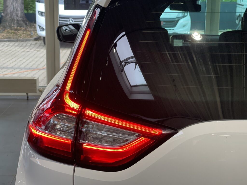 Renault Grand Scenic Exposé-Bild 20
