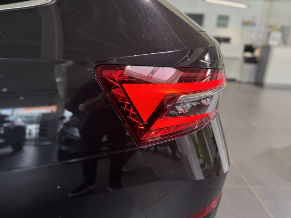SKODA Superb Exposé-Bild 39