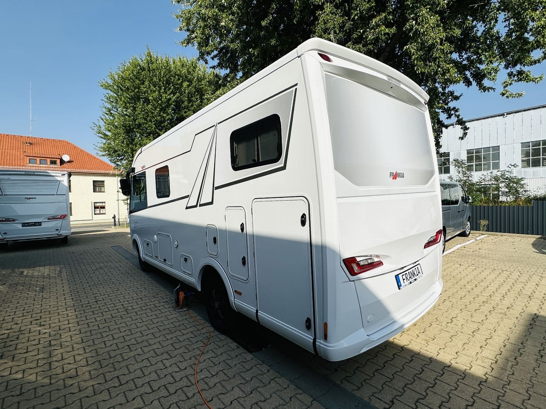 Frankia M-Line NEO Exposé-Bild 3