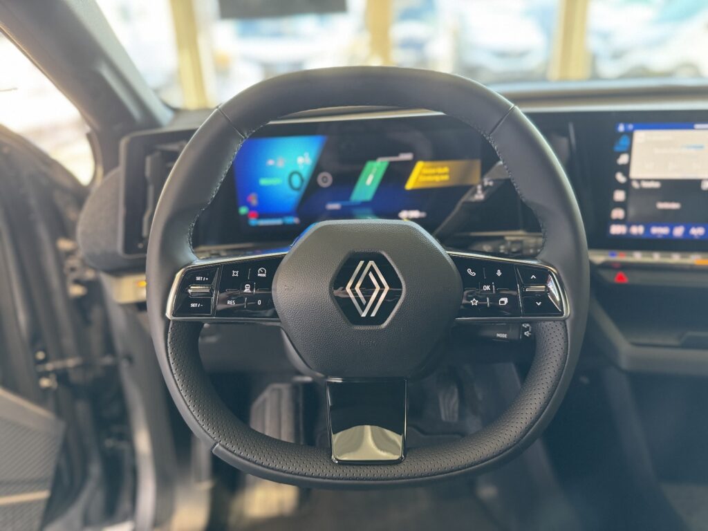 Renault Megane E-TECH Exposé-Bild 27