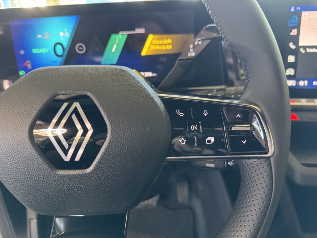 Renault Megane E-TECH Exposé-Bild 29