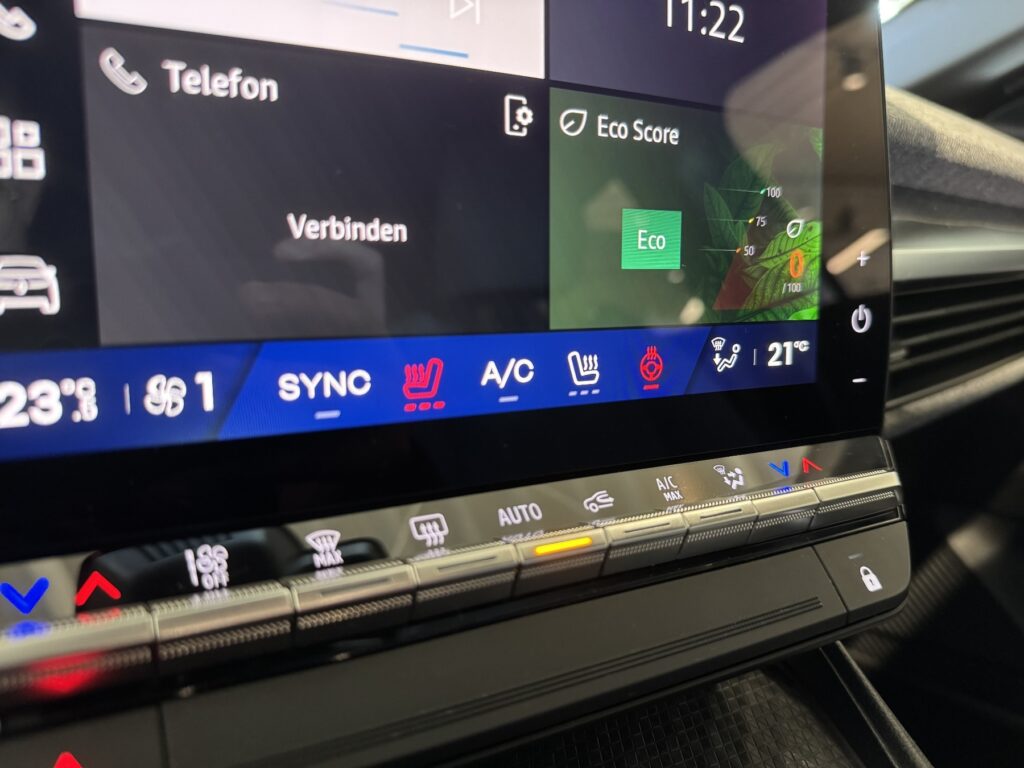 Renault Megane E-TECH Exposé-Bild 36