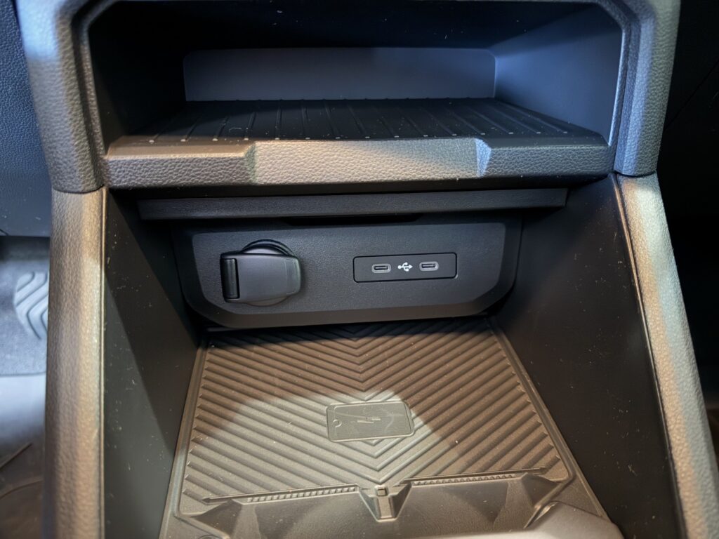 Dacia Duster Exposé-Bild 11