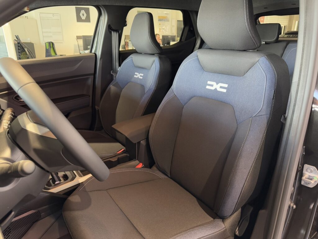 Dacia Duster Exposé-Bild 20