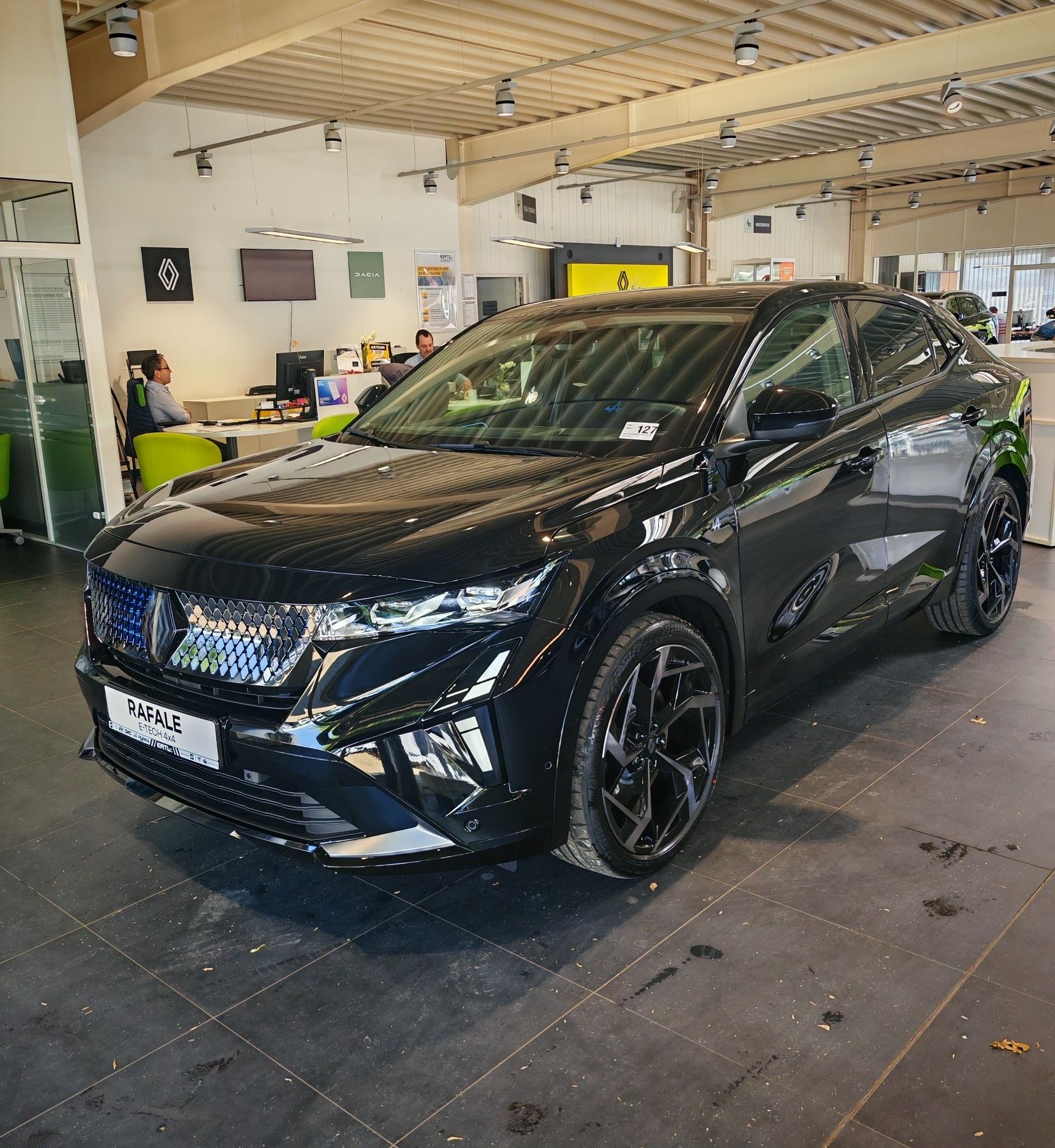 Renault Rafale Atelier Alpine Plug-in Hybrid 300PS 4×4