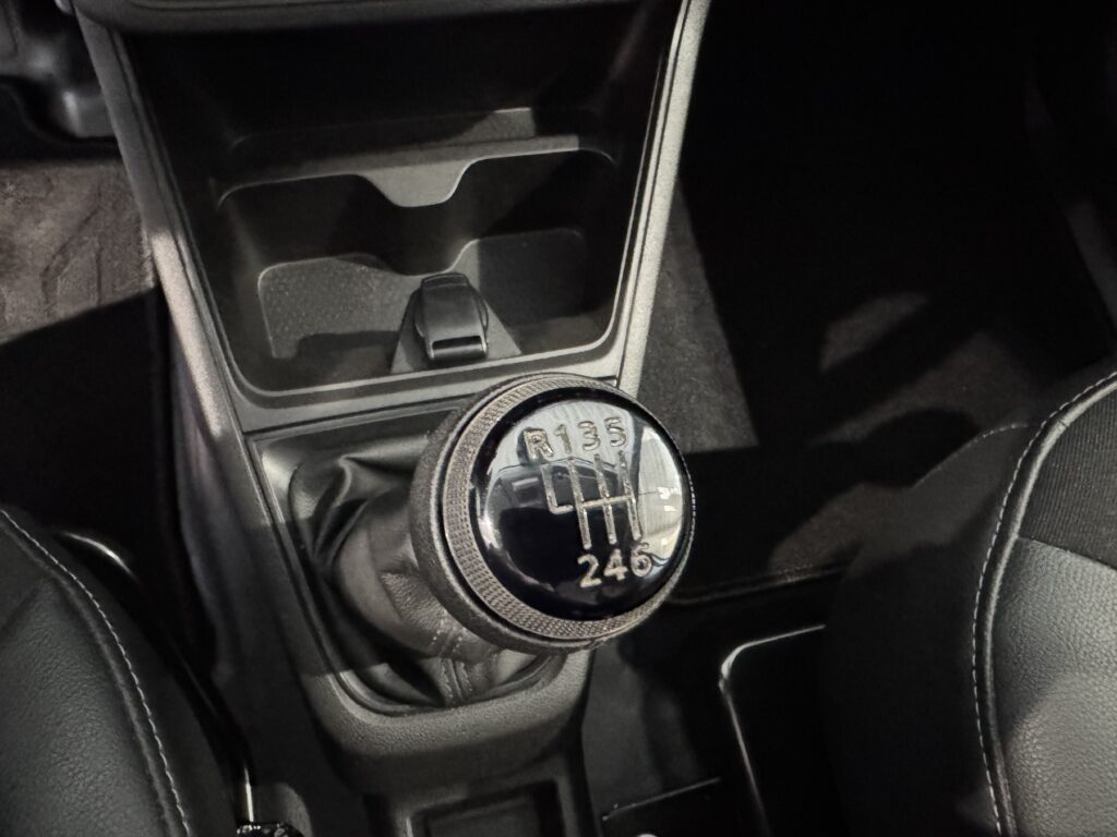 Renault Express Exposé-Bild 27