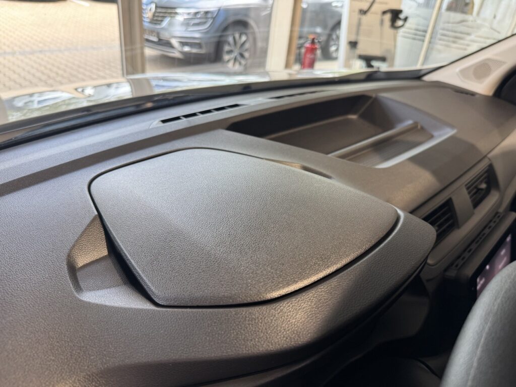 Renault Express Exposé-Bild 29