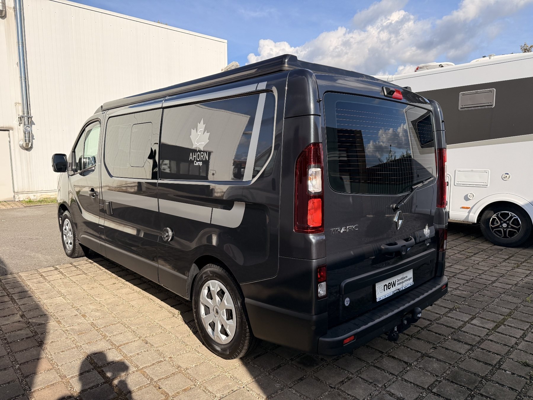 Ahorn Van Exposé-Bild 3