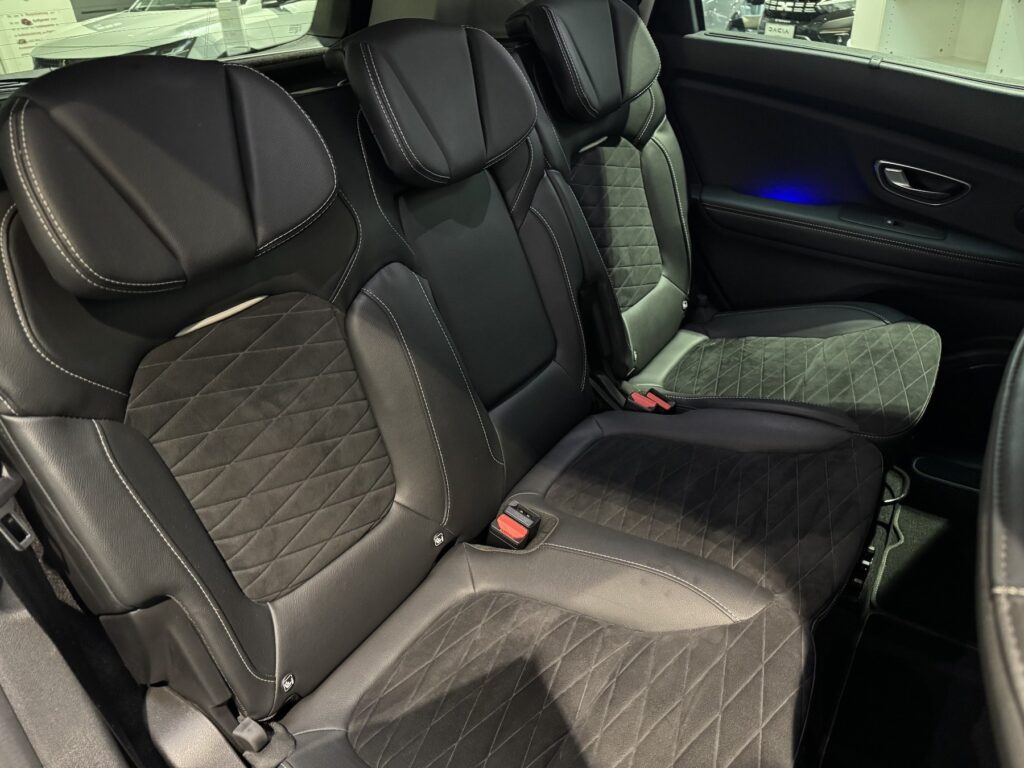 Renault Scenic Exposé-Bild 6