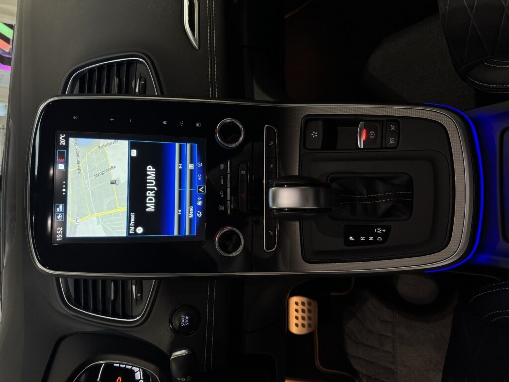 Renault Scenic Exposé-Bild 9