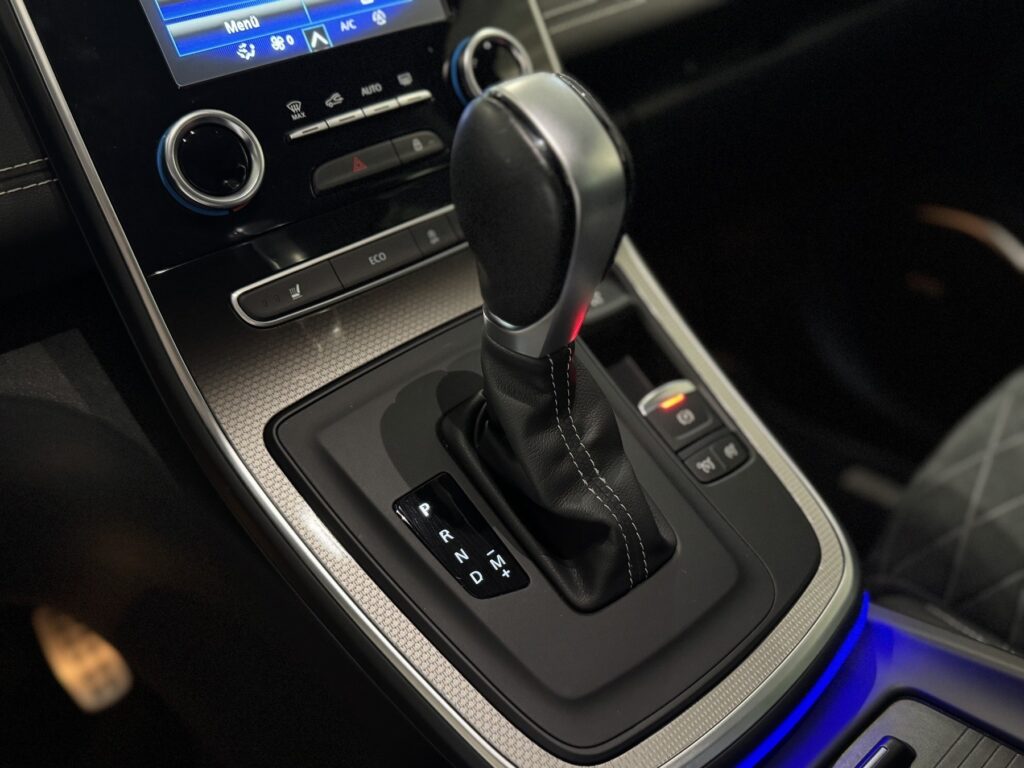 Renault Scenic Exposé-Bild 10