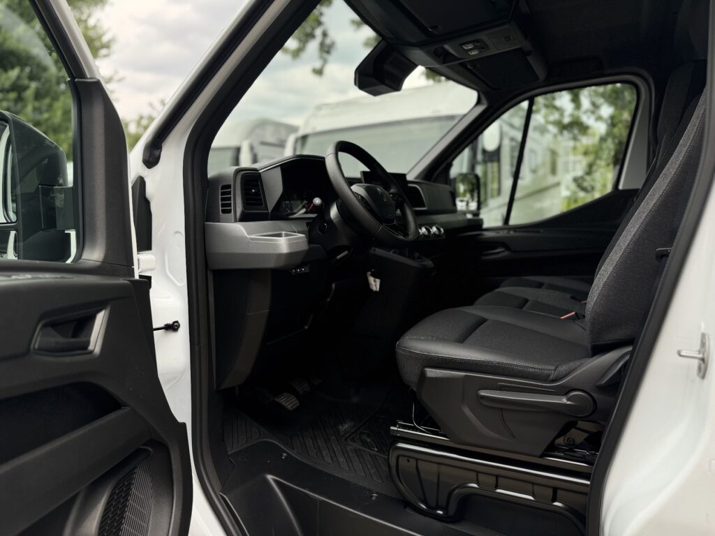 Renault Master Exposé-Bild 9