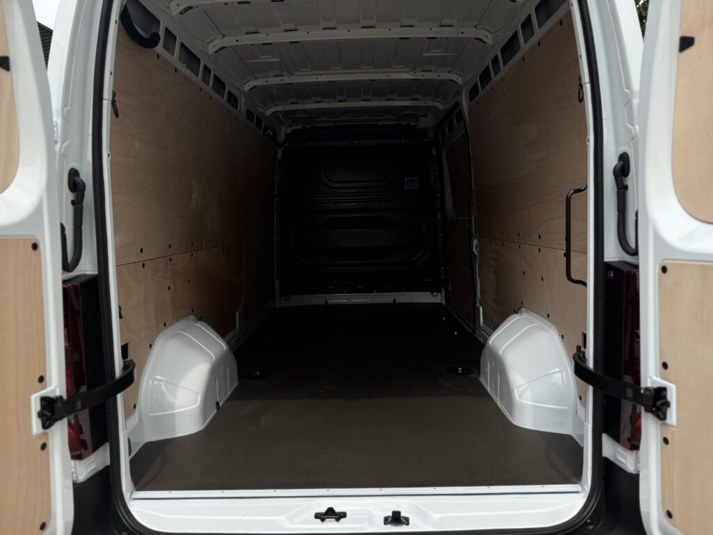 Renault Master Exposé-Bild 30